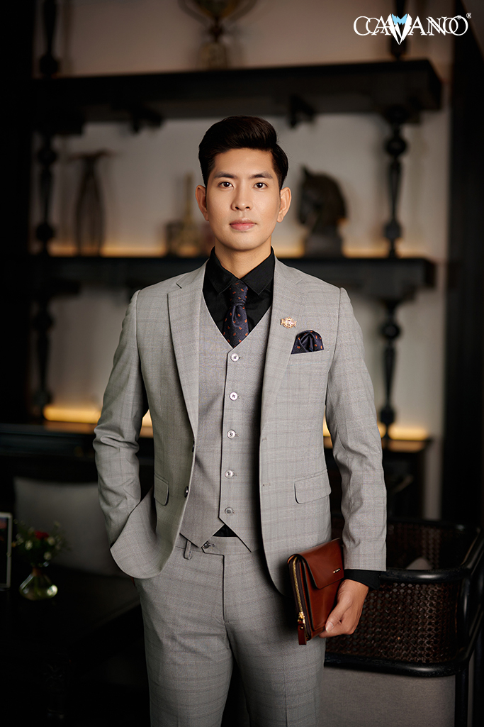 sang trọng, lịch lãm cùng vest nam may sẵn tại Hà Nội CAVANO