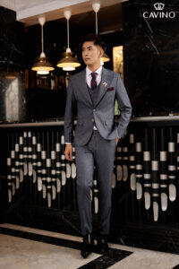 Thế giới vest là một vũ trụ thời trang riêng biệt, nơi vest không chỉ là trang phục công sở mà còn là tuyên ngôn phong cách
