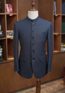 Vest cổ tàu kết nối giữa truyền thống và hiện đại, giữa bản sắc dân tộc và thẩm mỹ đương thời