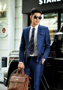 Một bộ vest không chỉ là trang phục, mà còn là vũ khí tạo nên sự tự tin và phong thái riêng biệt cho mỗi quý ông.
